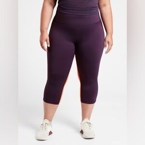 SOLD NWT Athleta HIIT It Mesh Capri Leggings Yoga Running Activewear